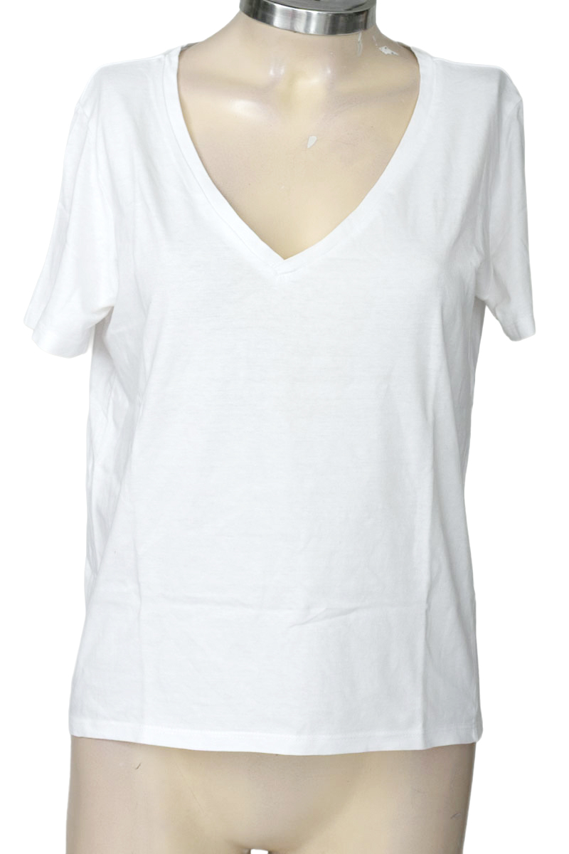 Top / Camiseta color Blanco - Stradivarius