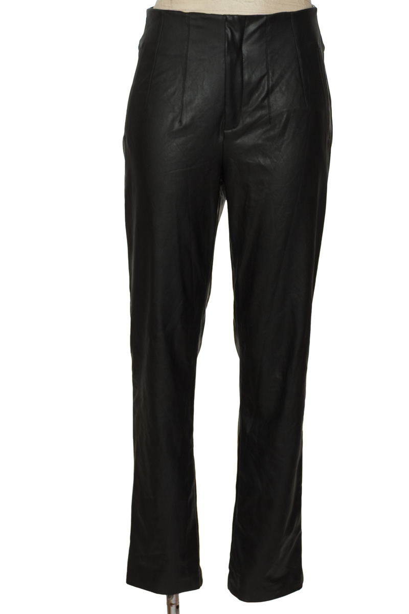 Pantalones color Negro - NAF NAF