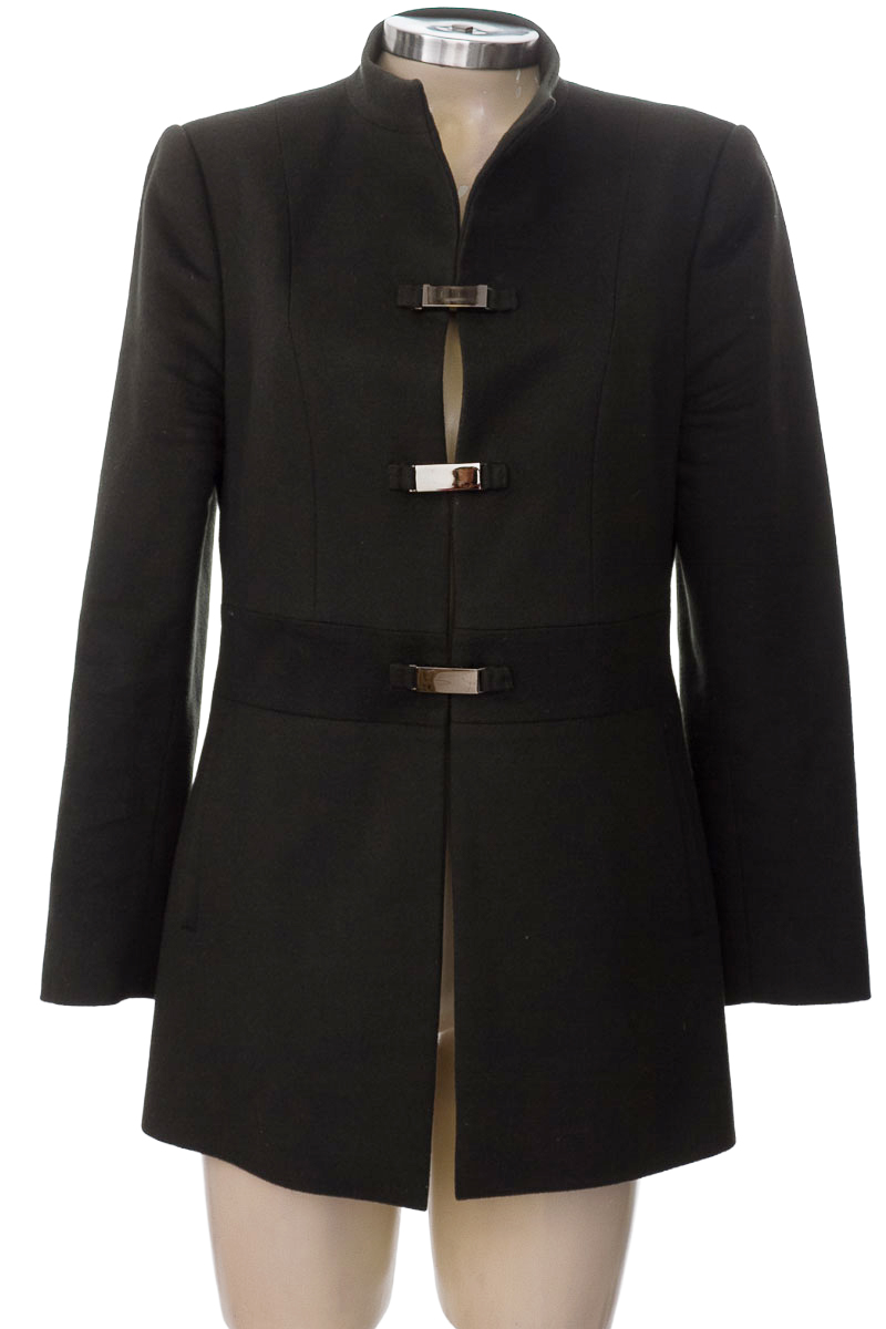 Chaqueta / Abrigo color Verde - Closeando