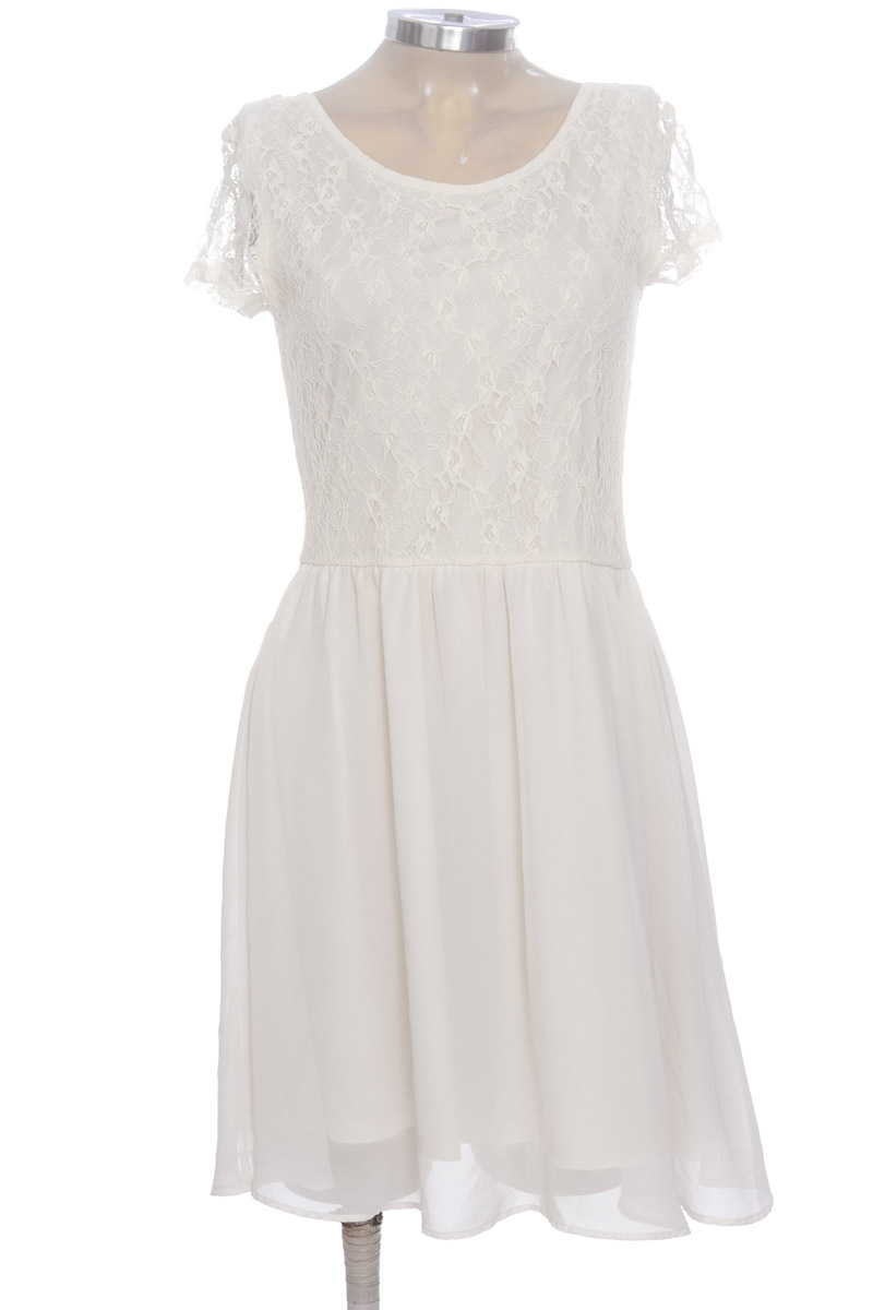 Vestido / Enterizo color Beige - Divided by H&M
