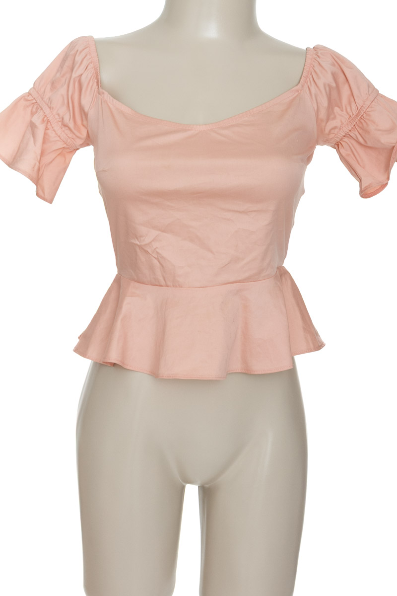 Top / Camiseta color Rosado - Studio F