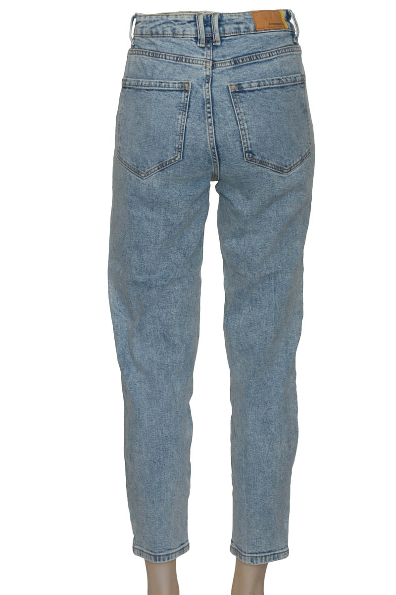 Pantalones color Azul - Stradivarius