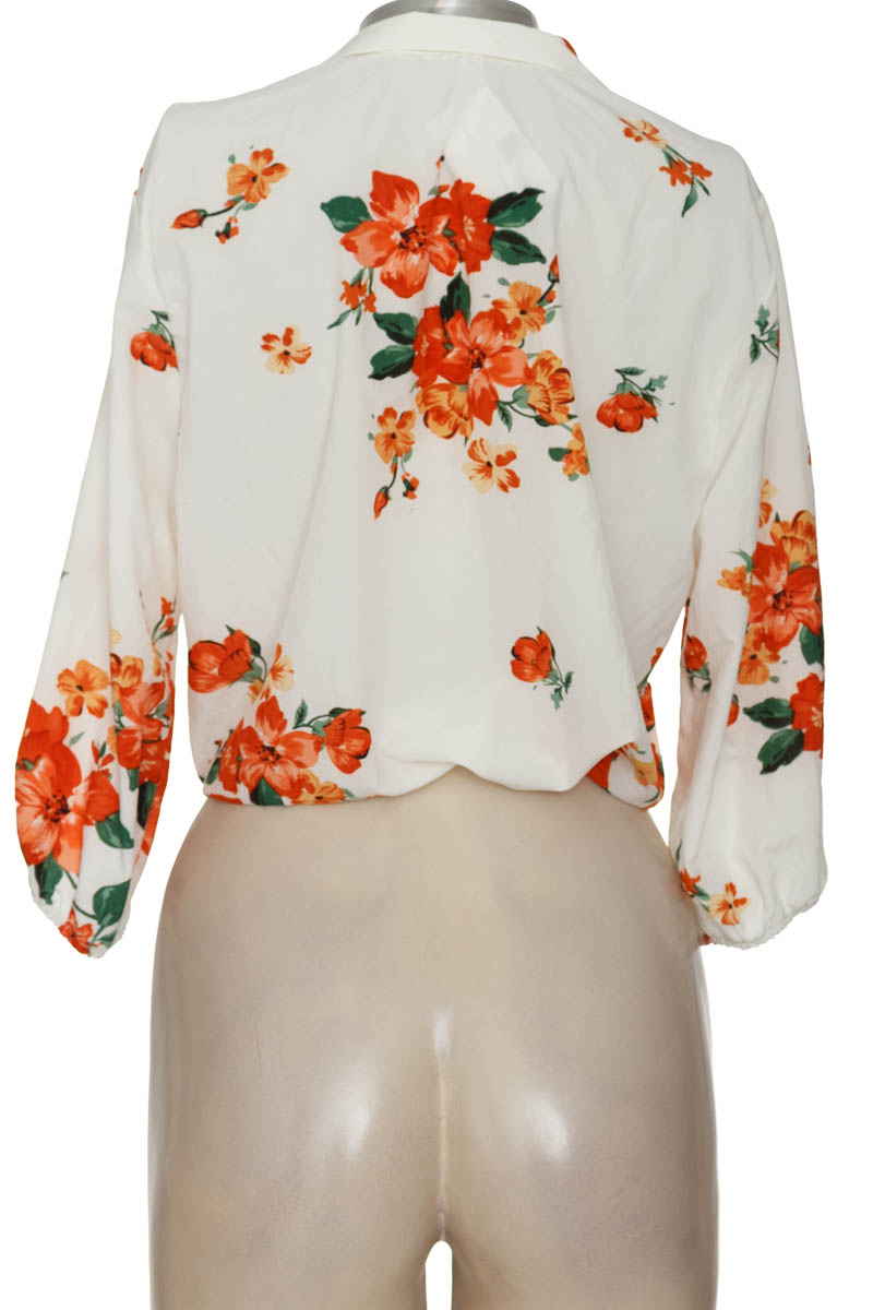 Blusa color Blanco - Closeando
