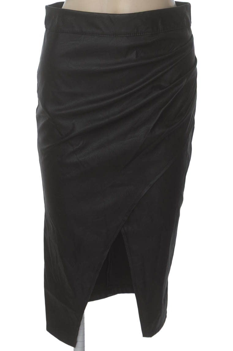 Falda color Negro - Adriana Mendoza