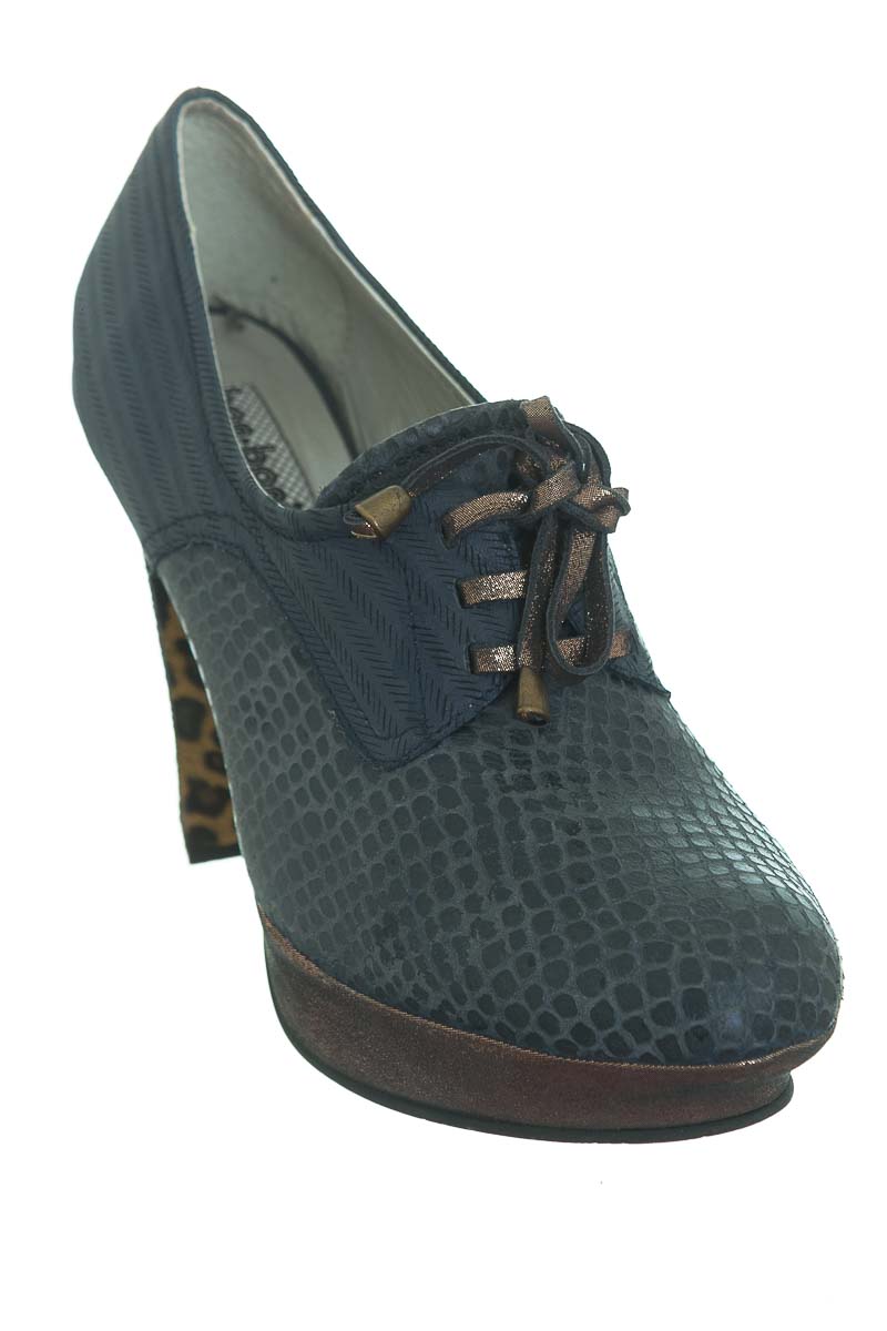 Zapatos color Azul - Bon Bonite | Closeando ®