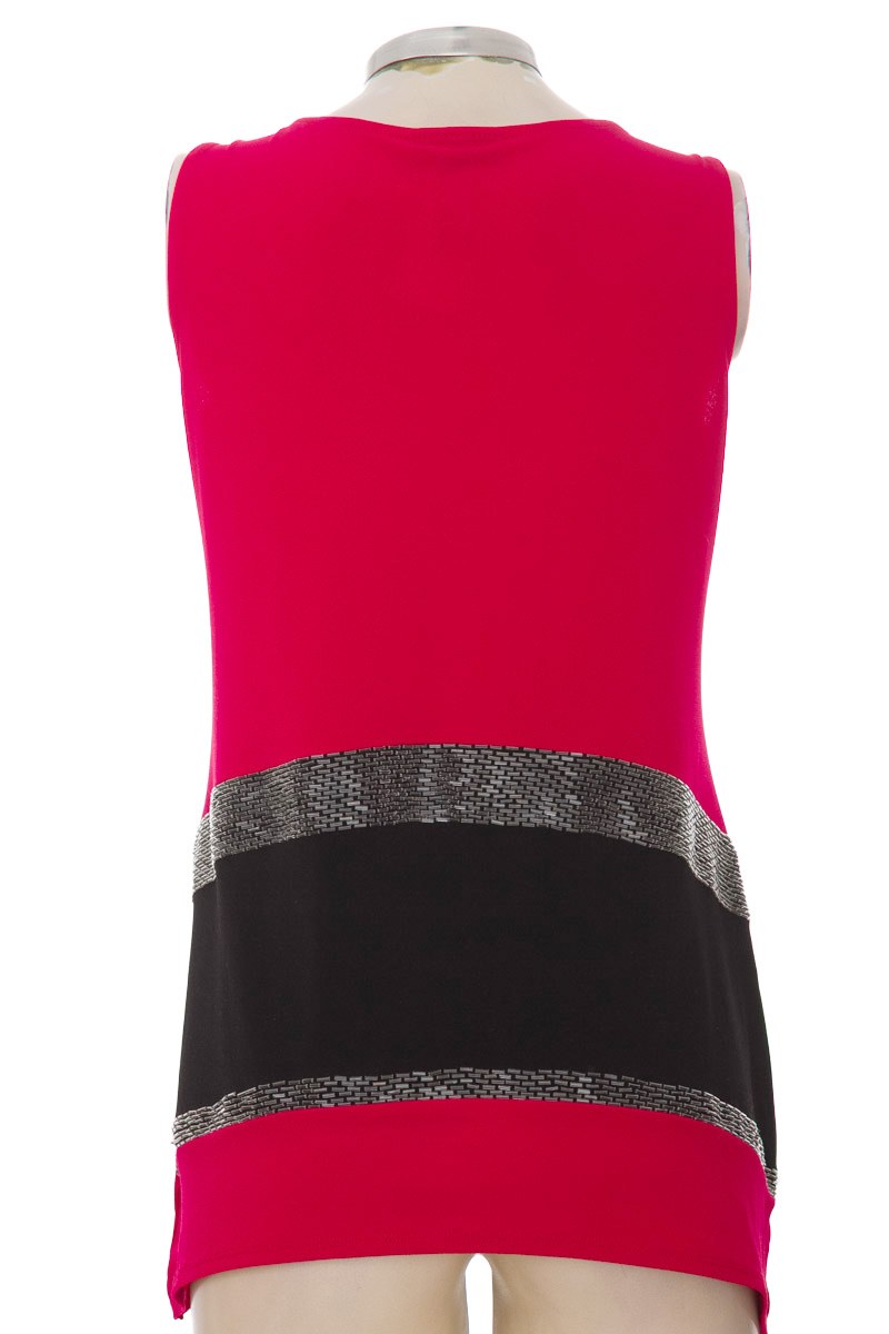 Top / Camiseta color Rojo - Alfani