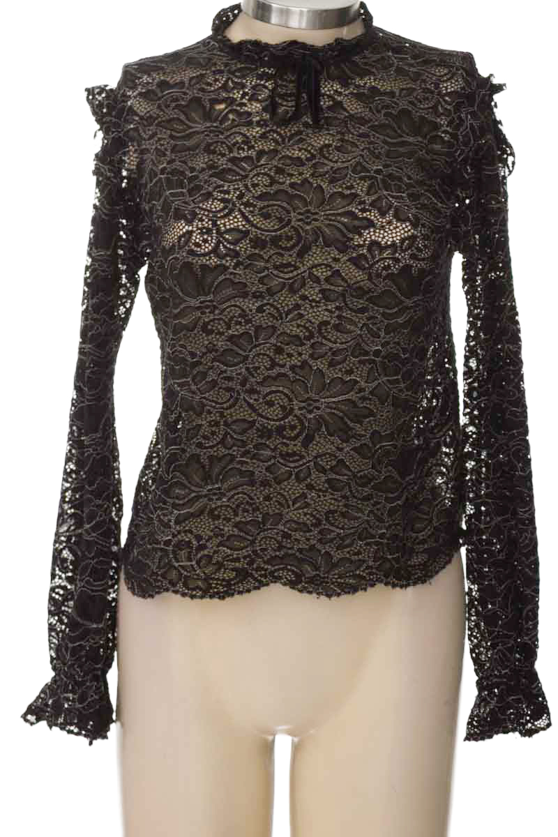 Top / Camiseta color Negro - Stradivarius