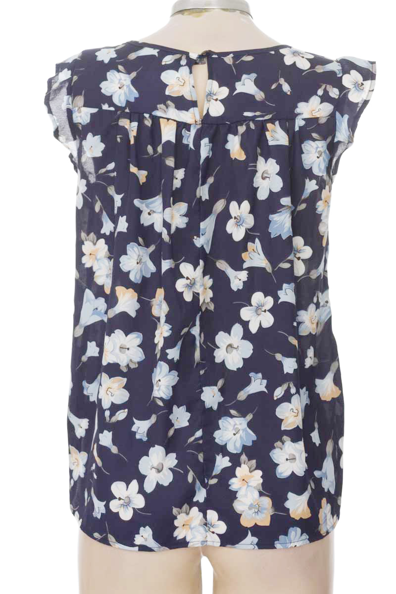 Top / Camiseta color Azul - Style