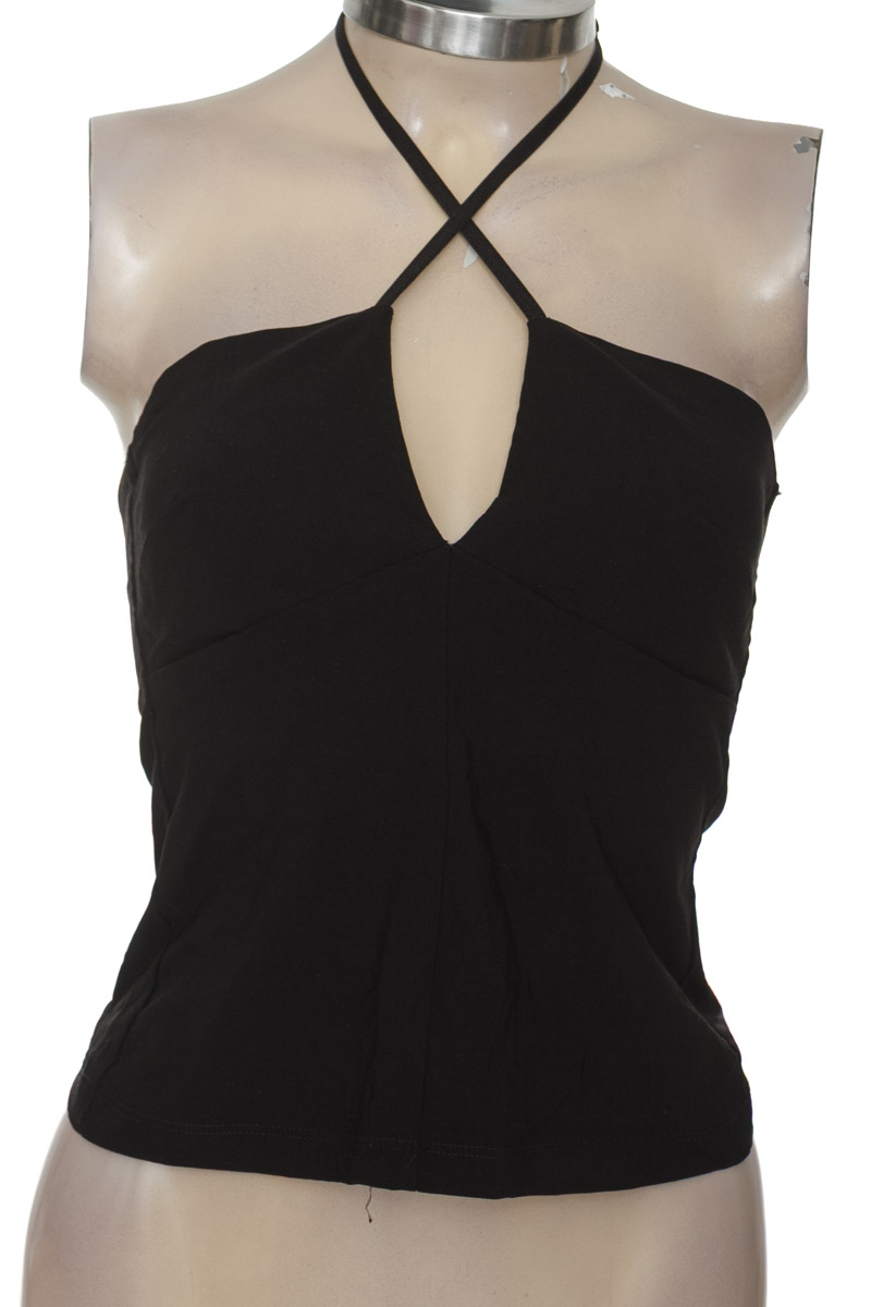 Top / Camiseta color Negro - Zara