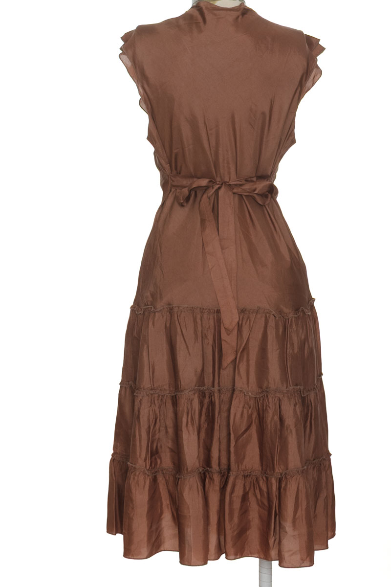 Vestido / Enterizo color Café - CLOCKHOUSE