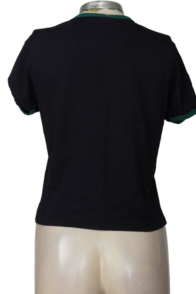 Top / Camiseta color Negro - Koaj