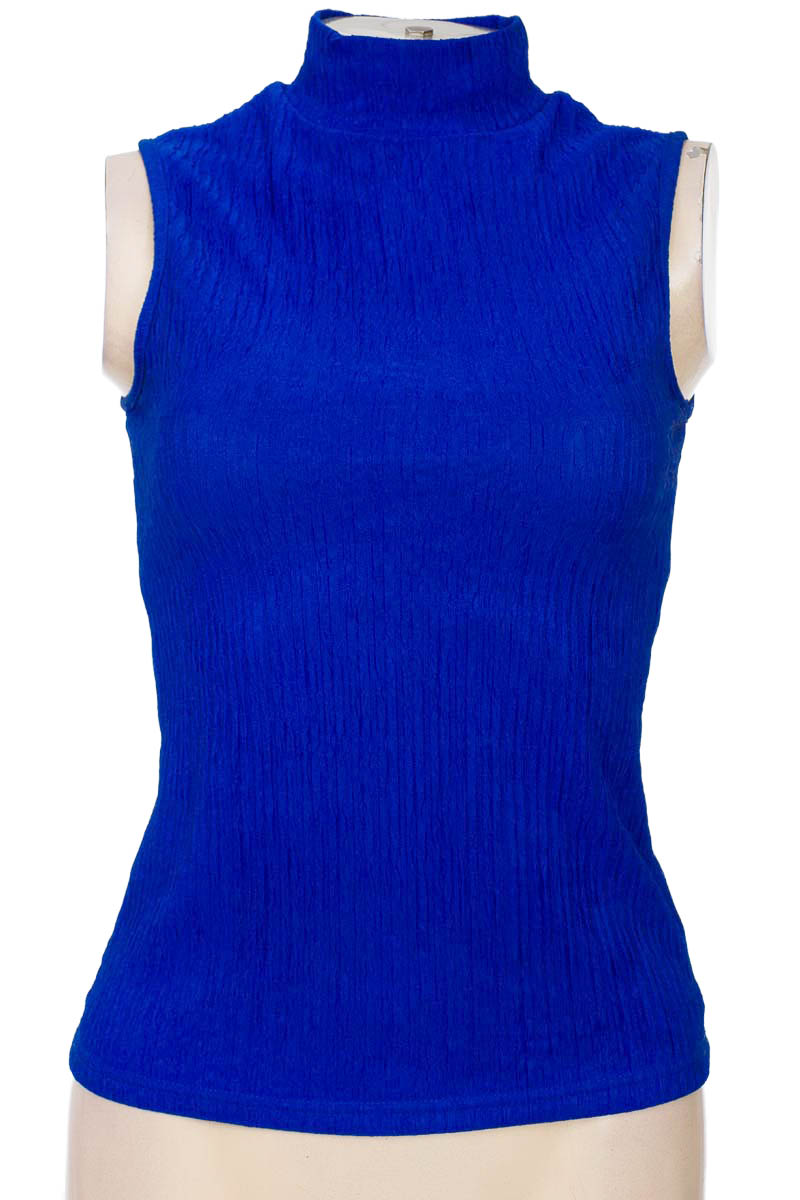 Top / Camiseta color Azul - Closeando