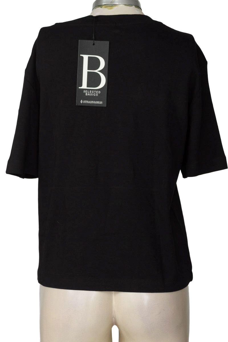 Top / Camiseta color Negro - Stradivarius