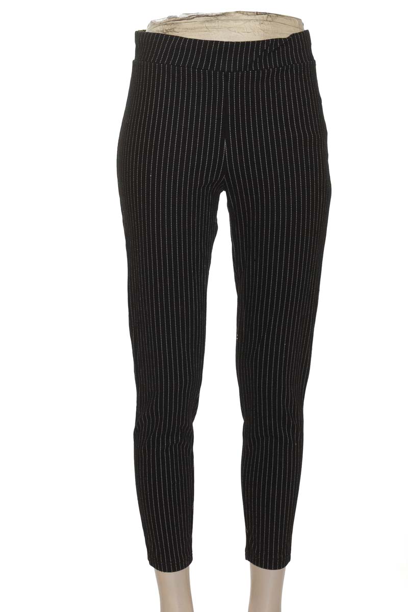 Pantalones color Negro - Cortelle