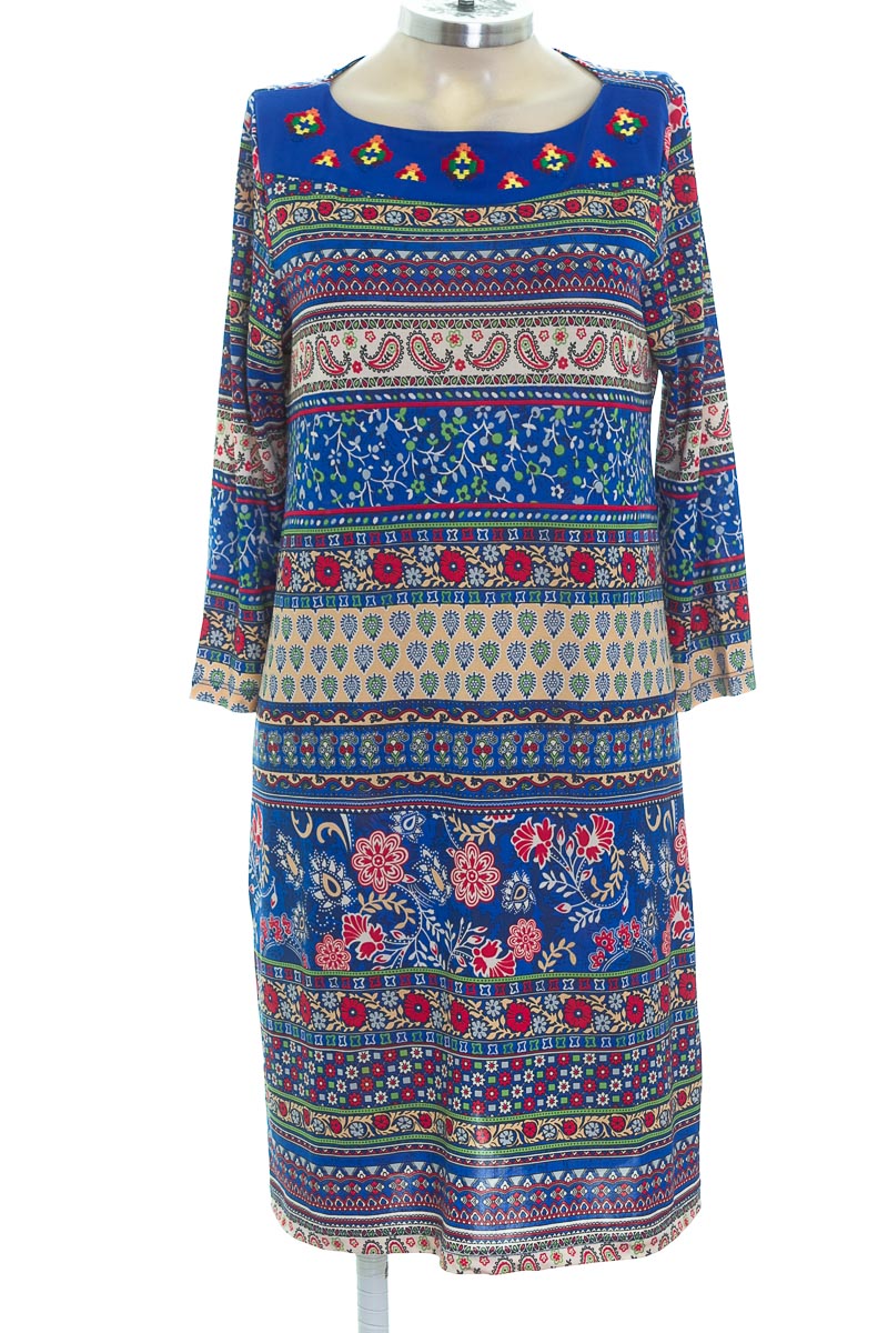Adrissa Ropa de Mujer Hasta 90% Más Económica | Closeando ®