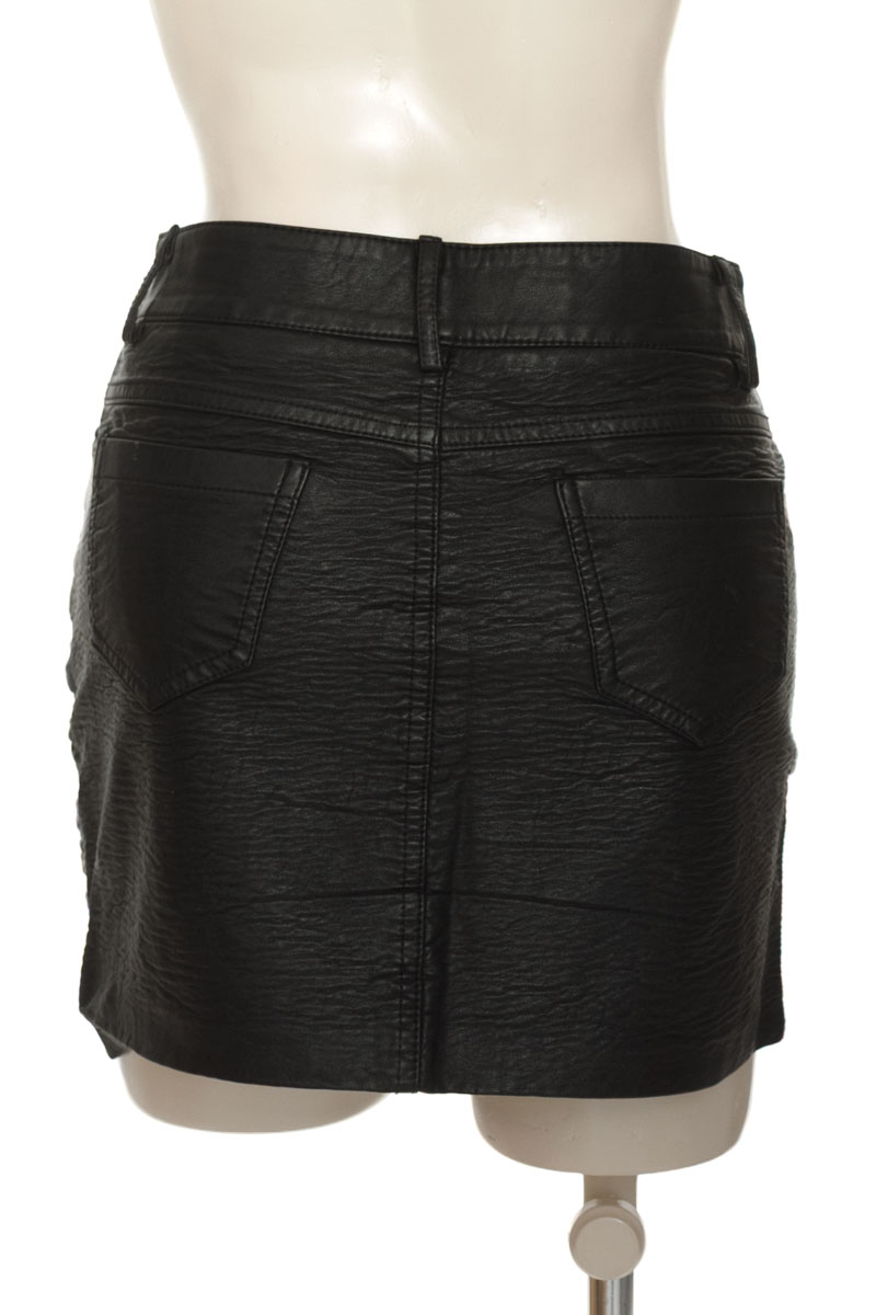 Falda color Negro - Mossimo