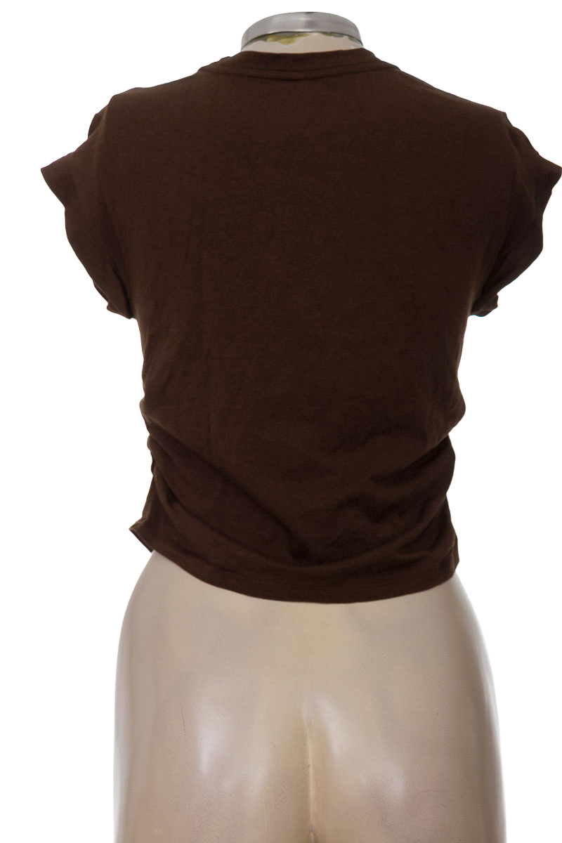 Top / Camiseta color Café - Gef