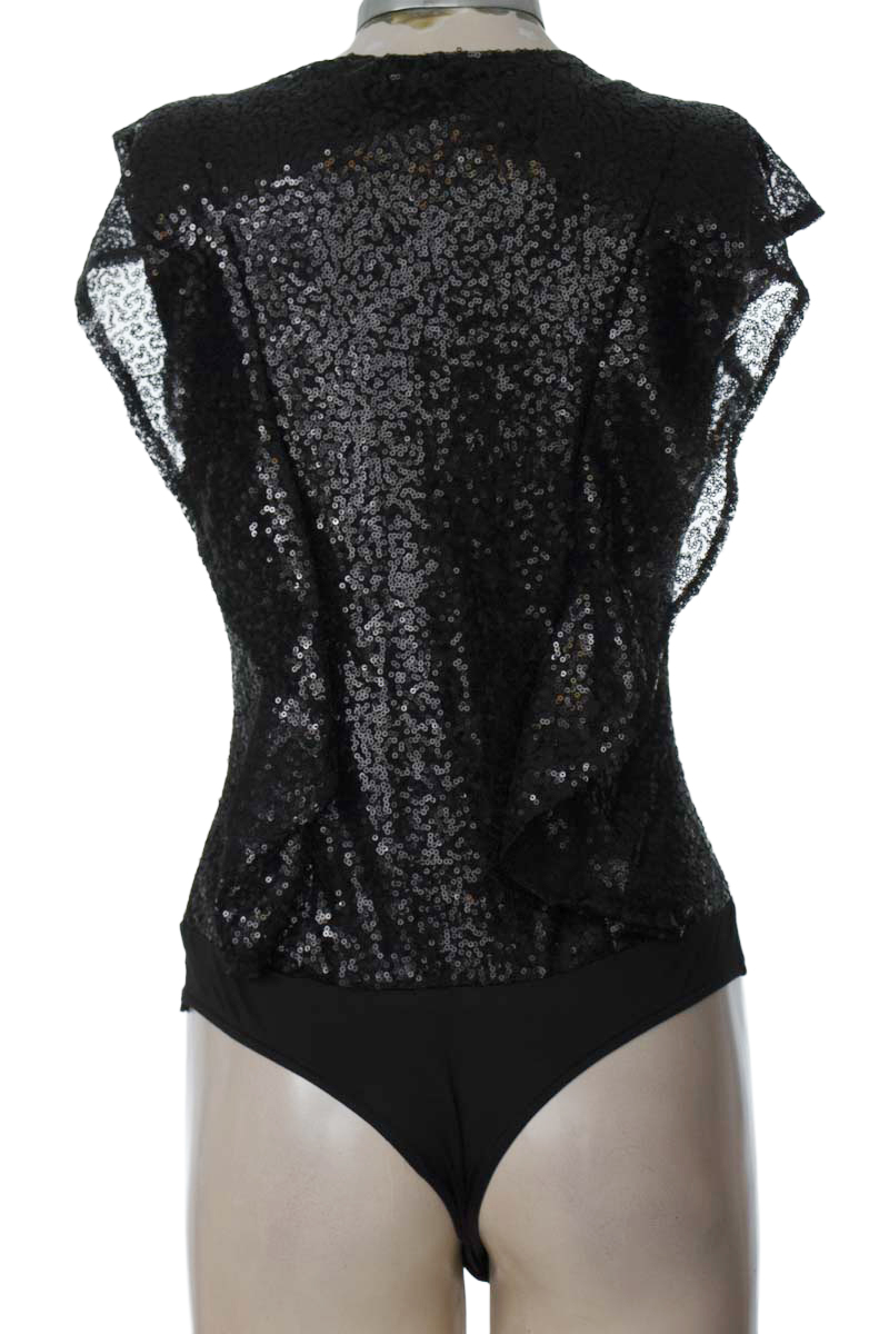 Top / Camiseta color Negro - ELA