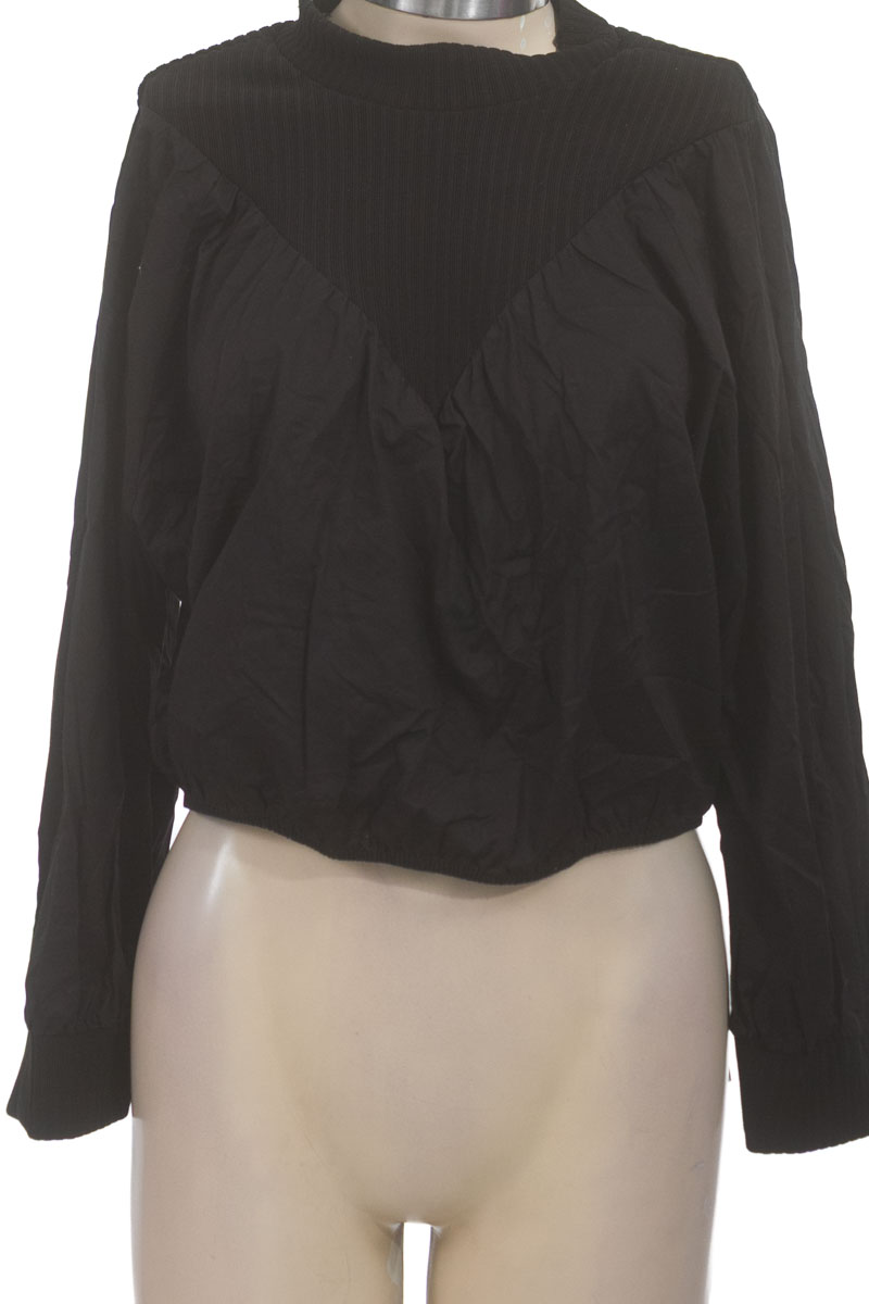 Blusa color Negro - Studio F