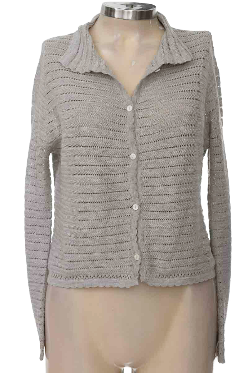 Sweater color Gris - Closeando