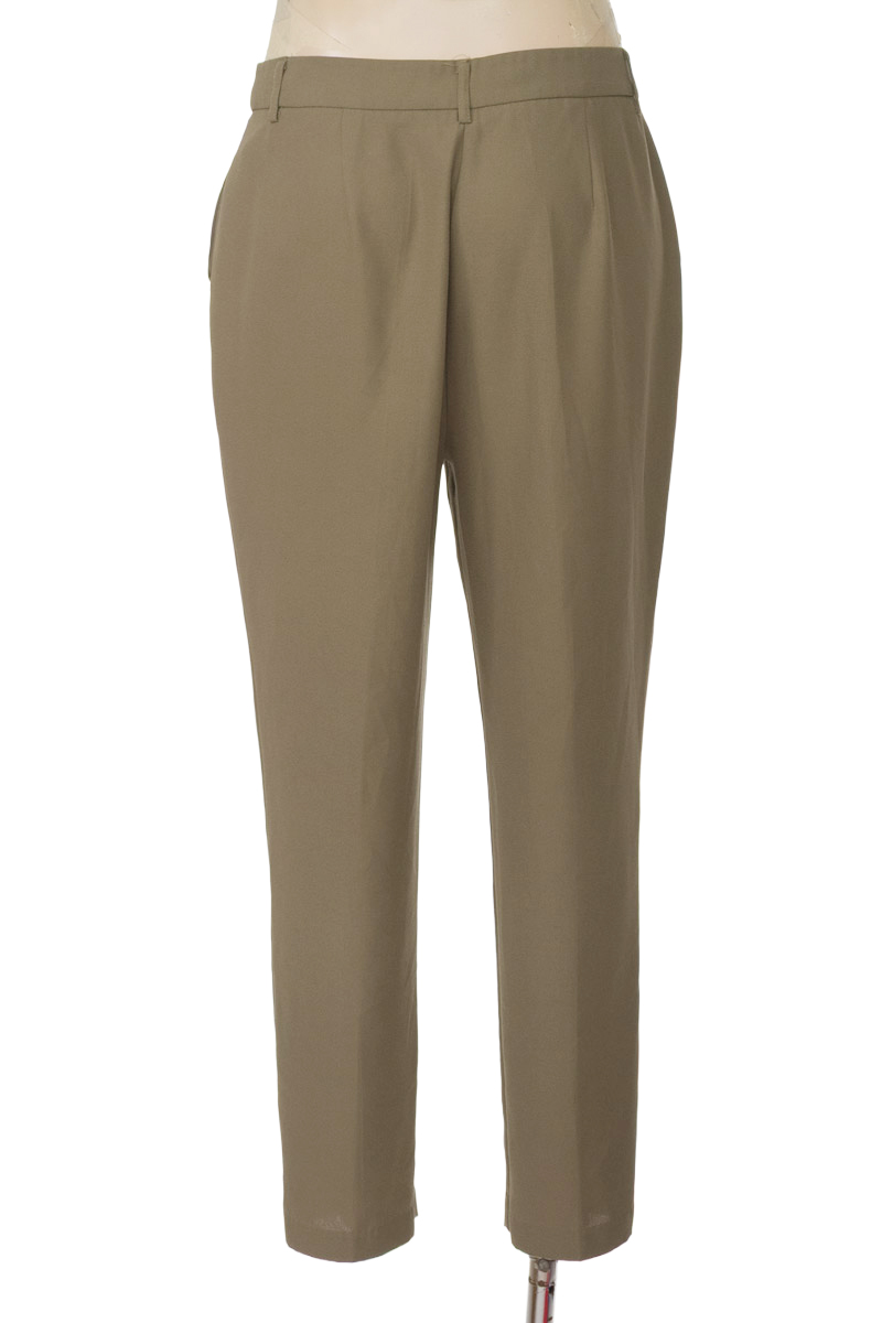 Pantalones color Verde - Forever 21