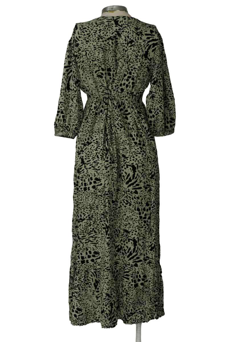 Vestido / Enterizo color Verde - Centrica