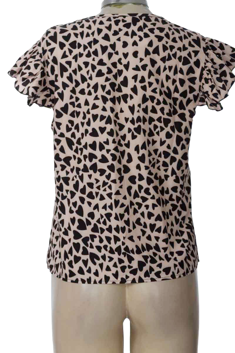 Blusa color Beige - Closeando