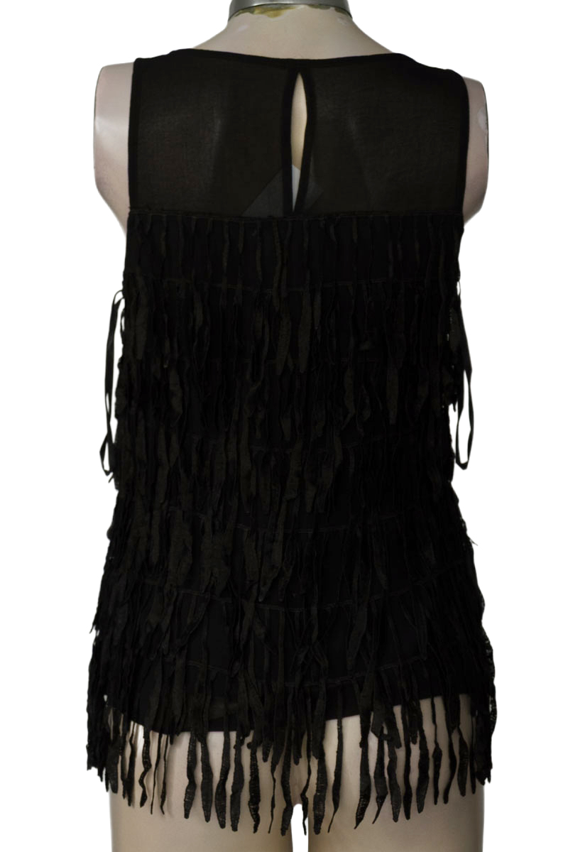 Blusa color Negro - Closeando