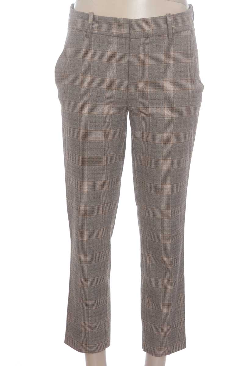 Pantalones color Gris - Zara