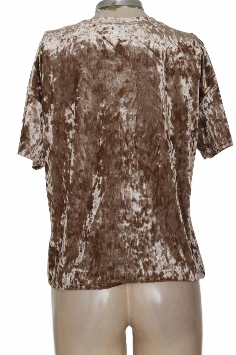 Top / Camiseta color Beige - Forever 21