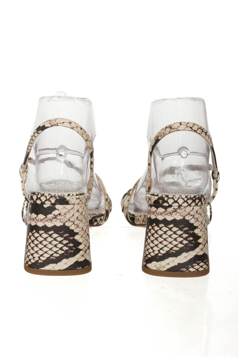 Zapatos color Beige - Zara