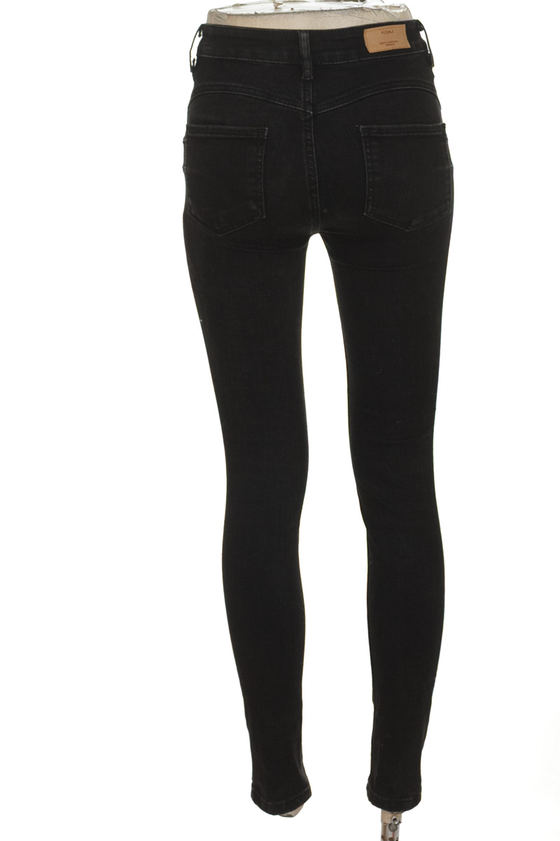 Pantalones color Negro - Koaj
