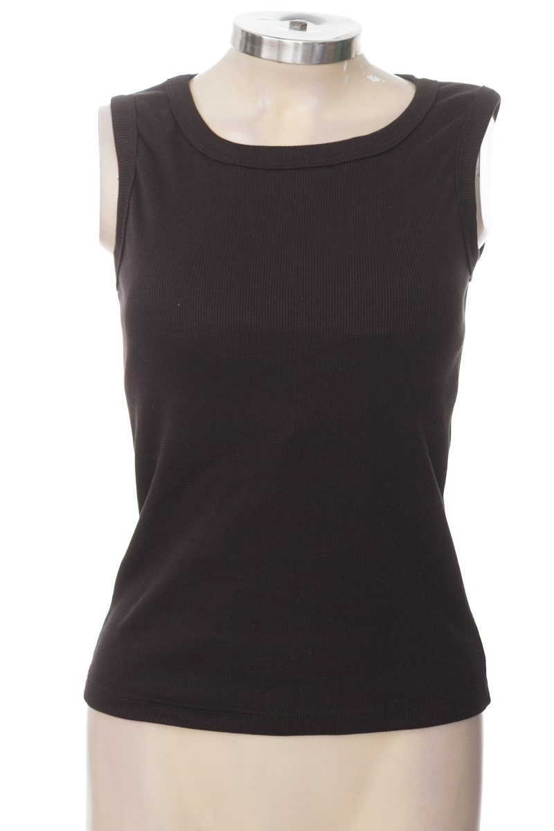 Top / Camiseta color Negro - JQ Creaciones