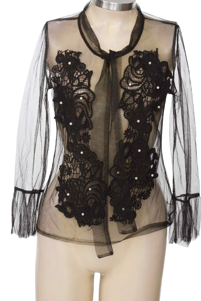 Top / Camiseta color Negro - Bellegoza