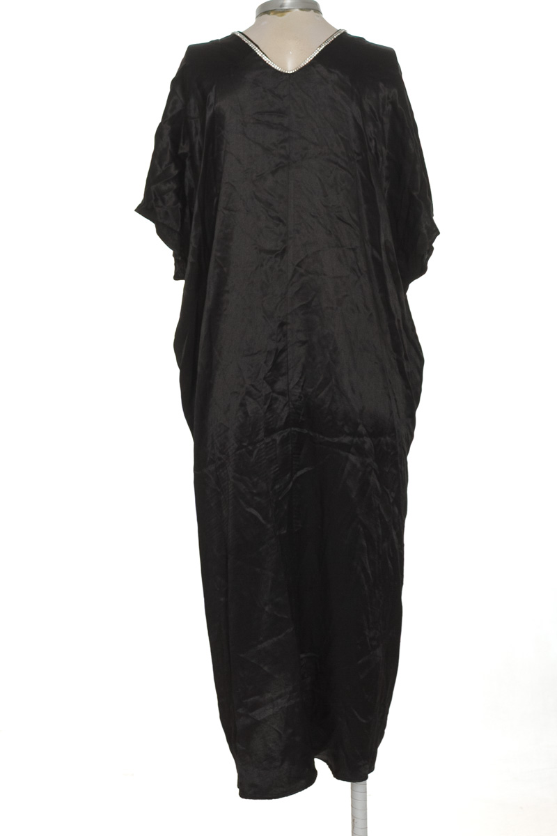 Vestido / Enterizo color Negro - Zara