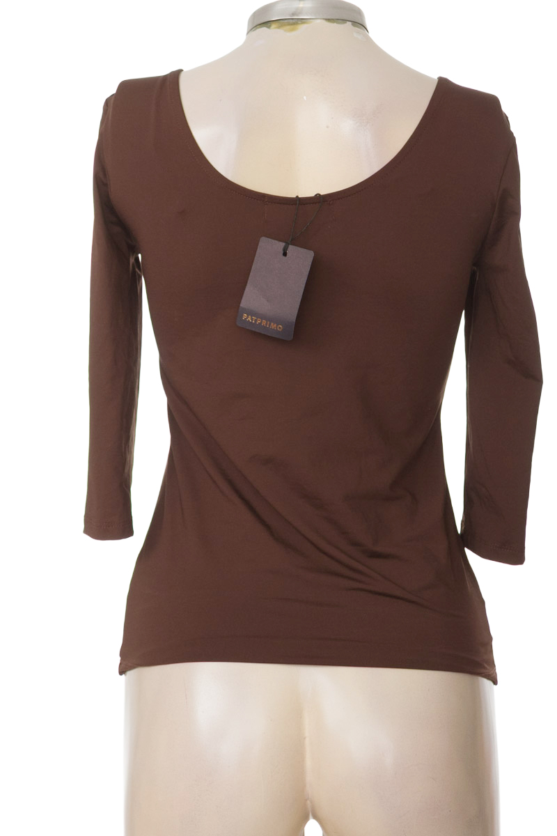 Top / Camiseta color Café - PATPRIMO