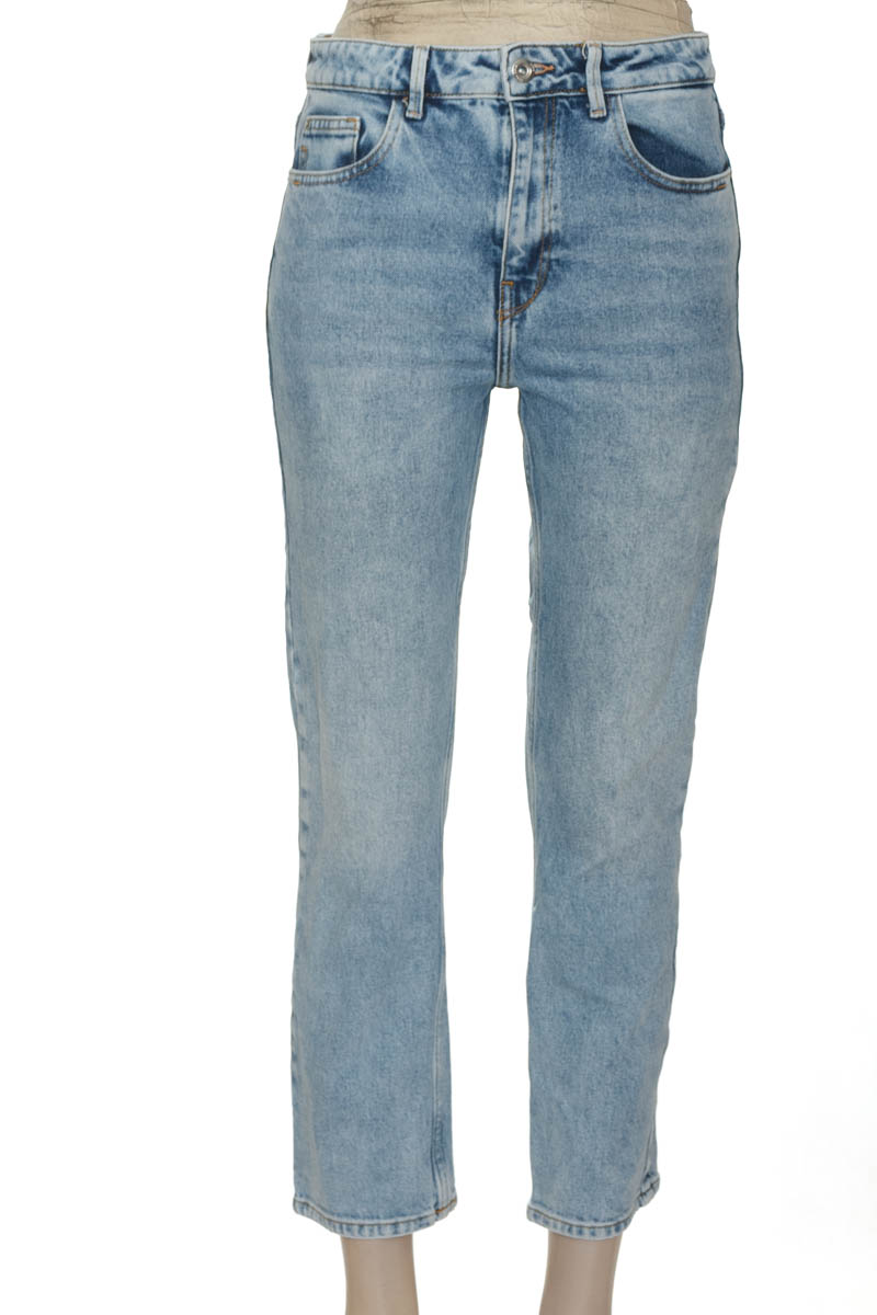 Pantalones color Azul - Zara