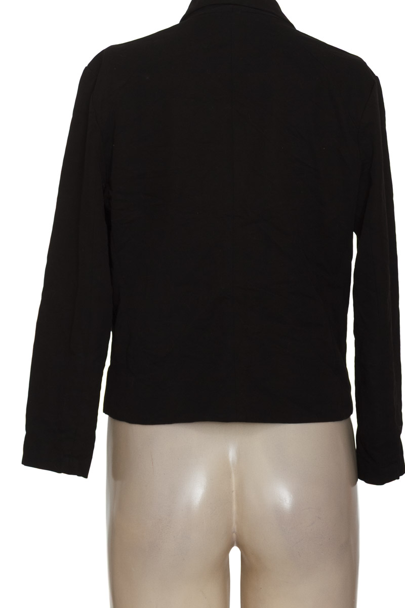 Chaqueta / Abrigo color Negro - Bershka