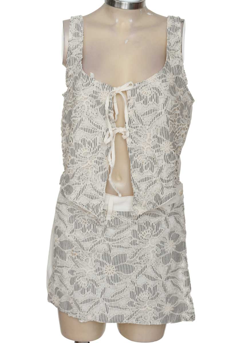 Vestido / Enterizo color Beige - Tennis