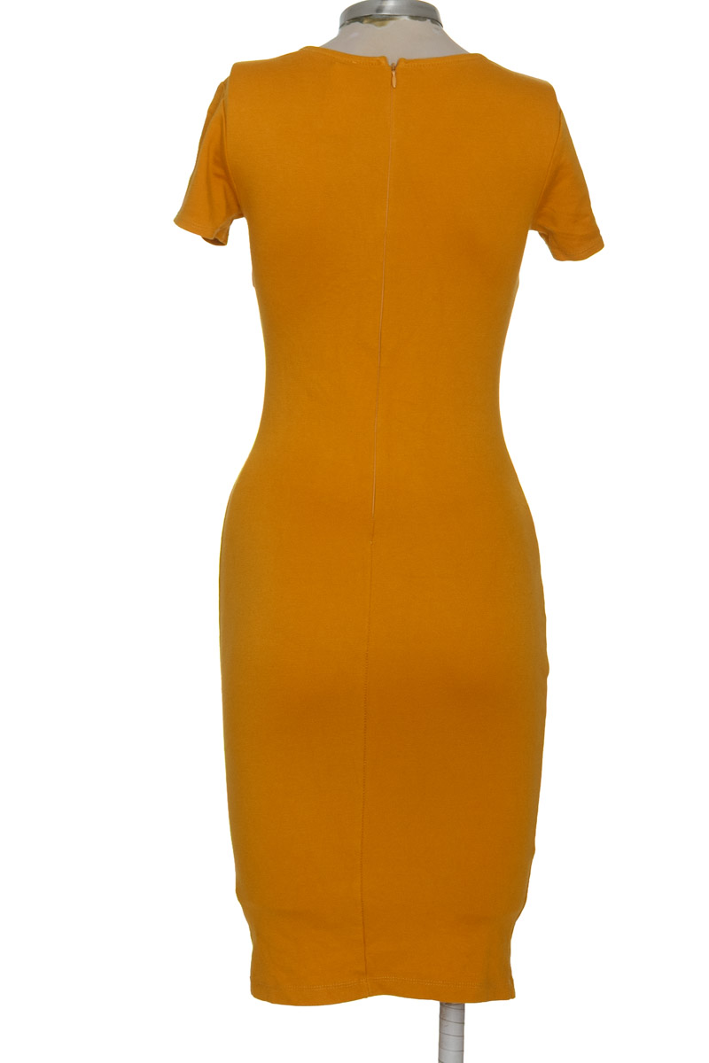 Vestido / Enterizo color Mostaza - Closeando