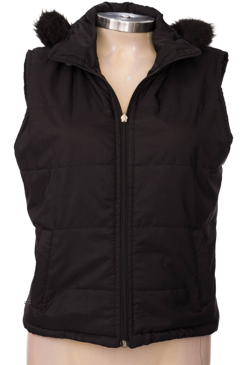 Chaqueta / Abrigo color Negro - Closeando