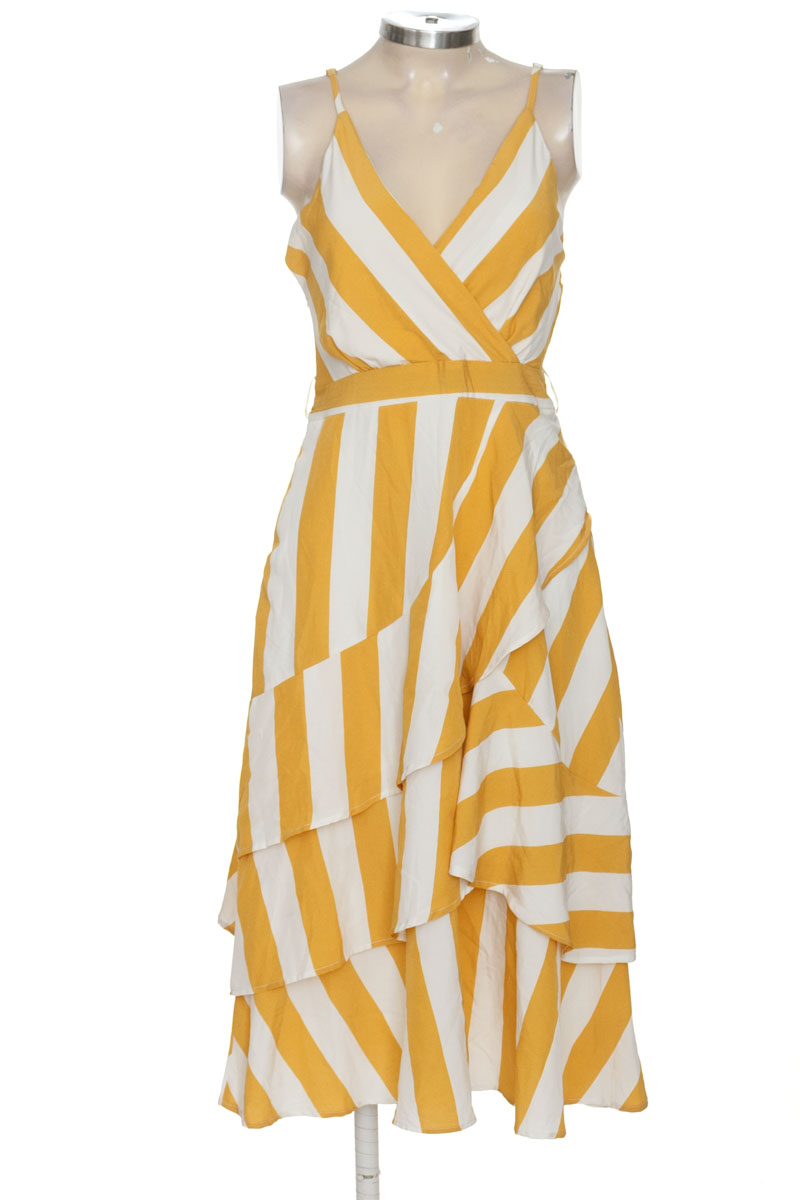 Vestido / Enterizo color Amarillo - Follow me 