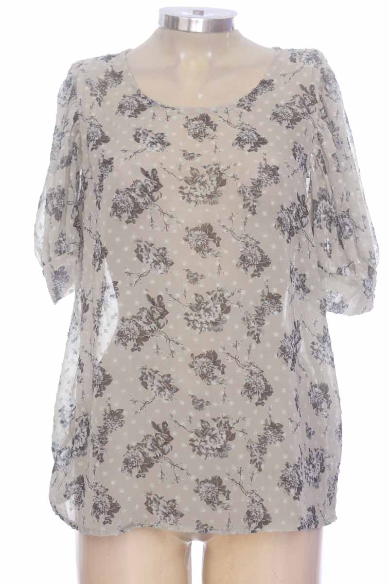 Top / Camiseta color Beige - PATPRIMO