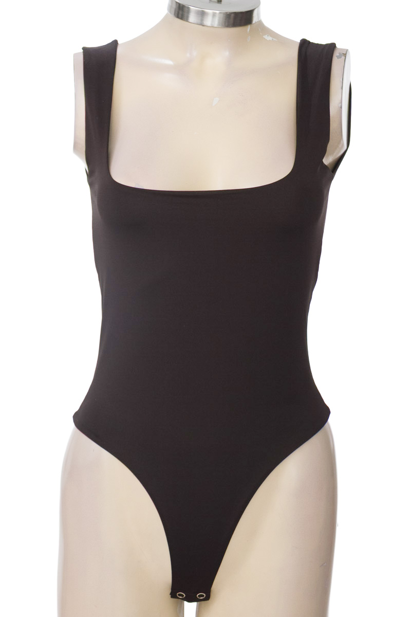 Top / Camiseta color Negro - Mamasanta