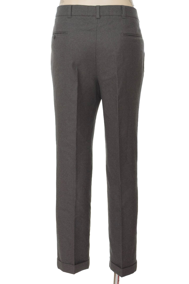 Pantalón color Gris - Closeando