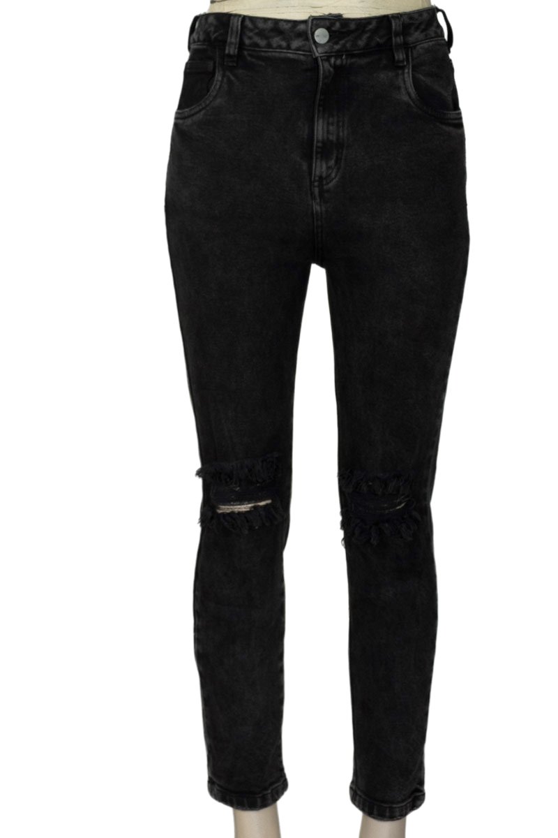Pantalones color Negro - One Half