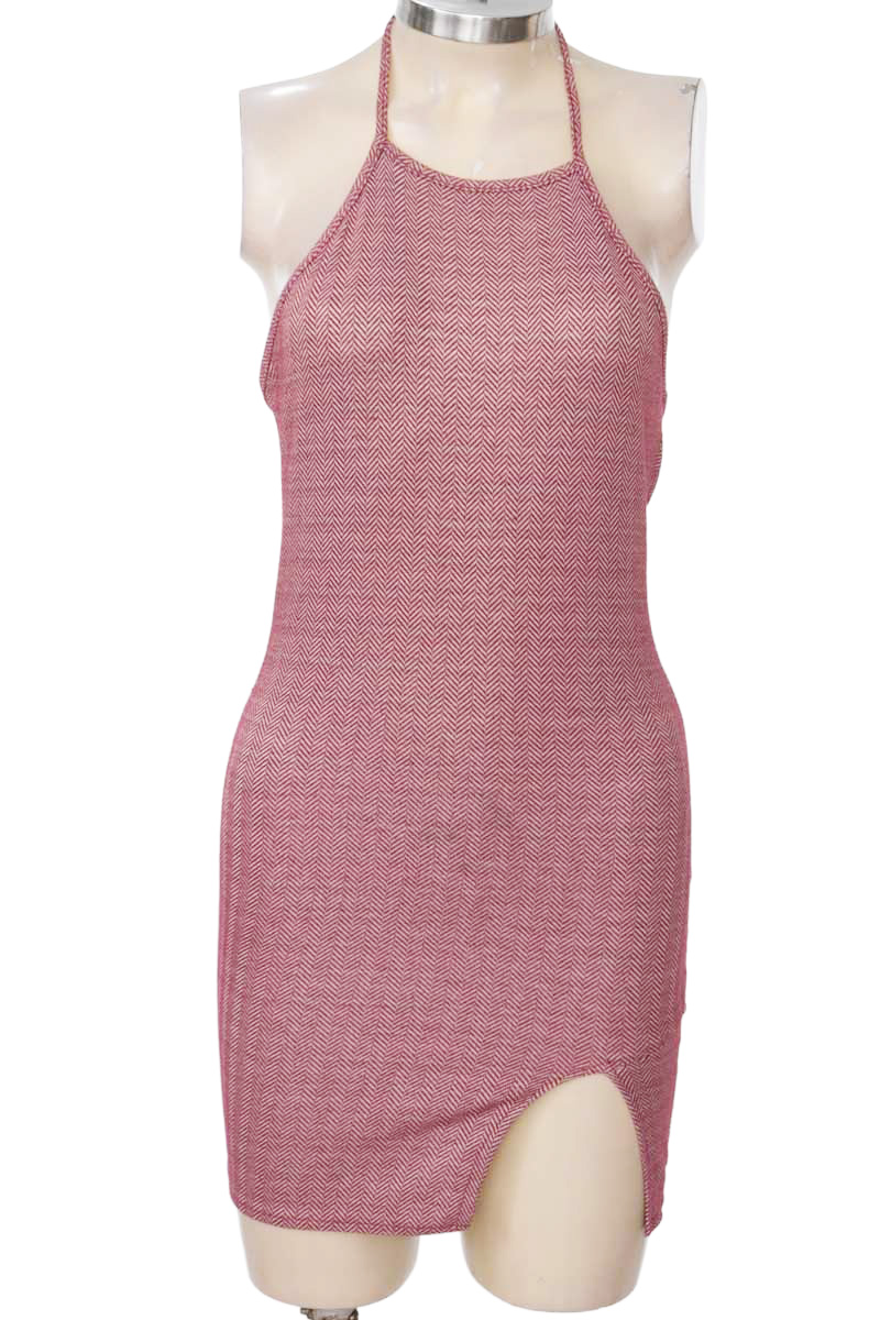 Vestido / Enterizo color Vinotinto - Closeando