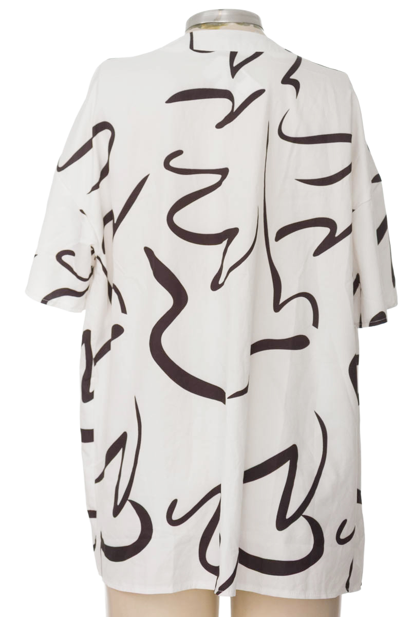 Blusa color Blanco - Closeando