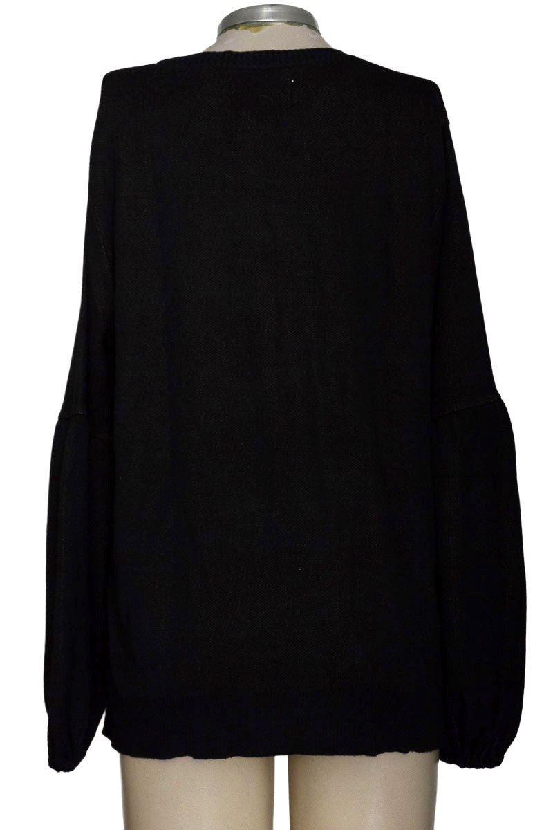 Sweater color Negro - Lobo.Rosa