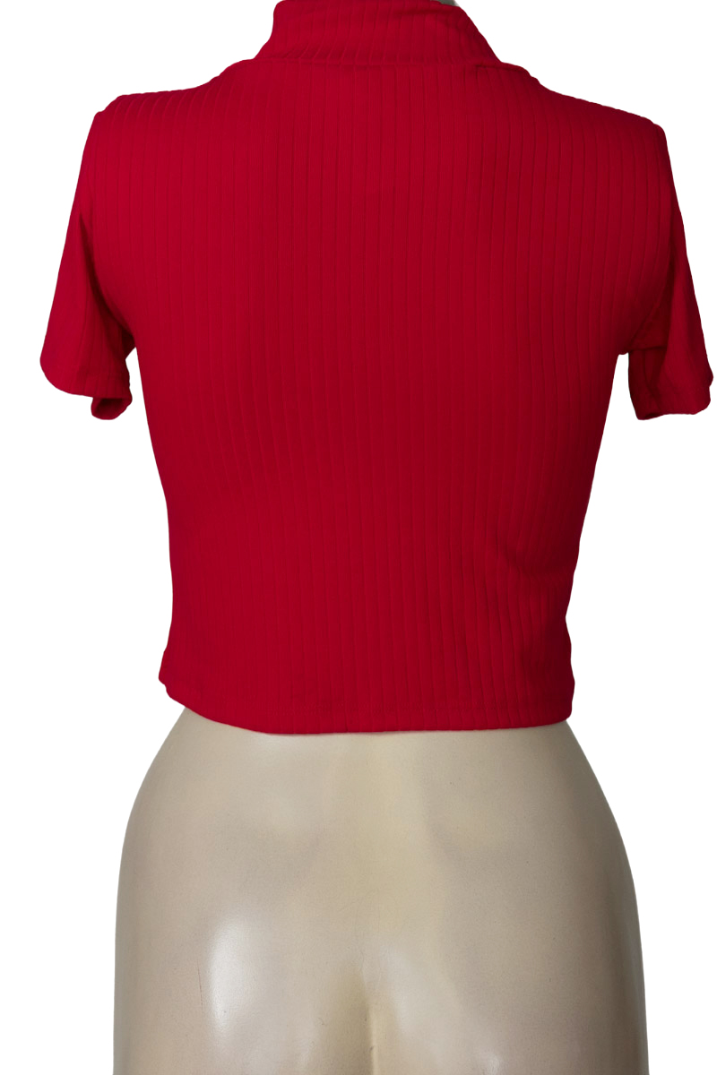 Top / Camiseta color Rojo - Closeando